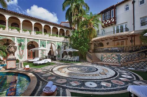 versace mansion crystal rooms|gianni Versace mansion south beach.